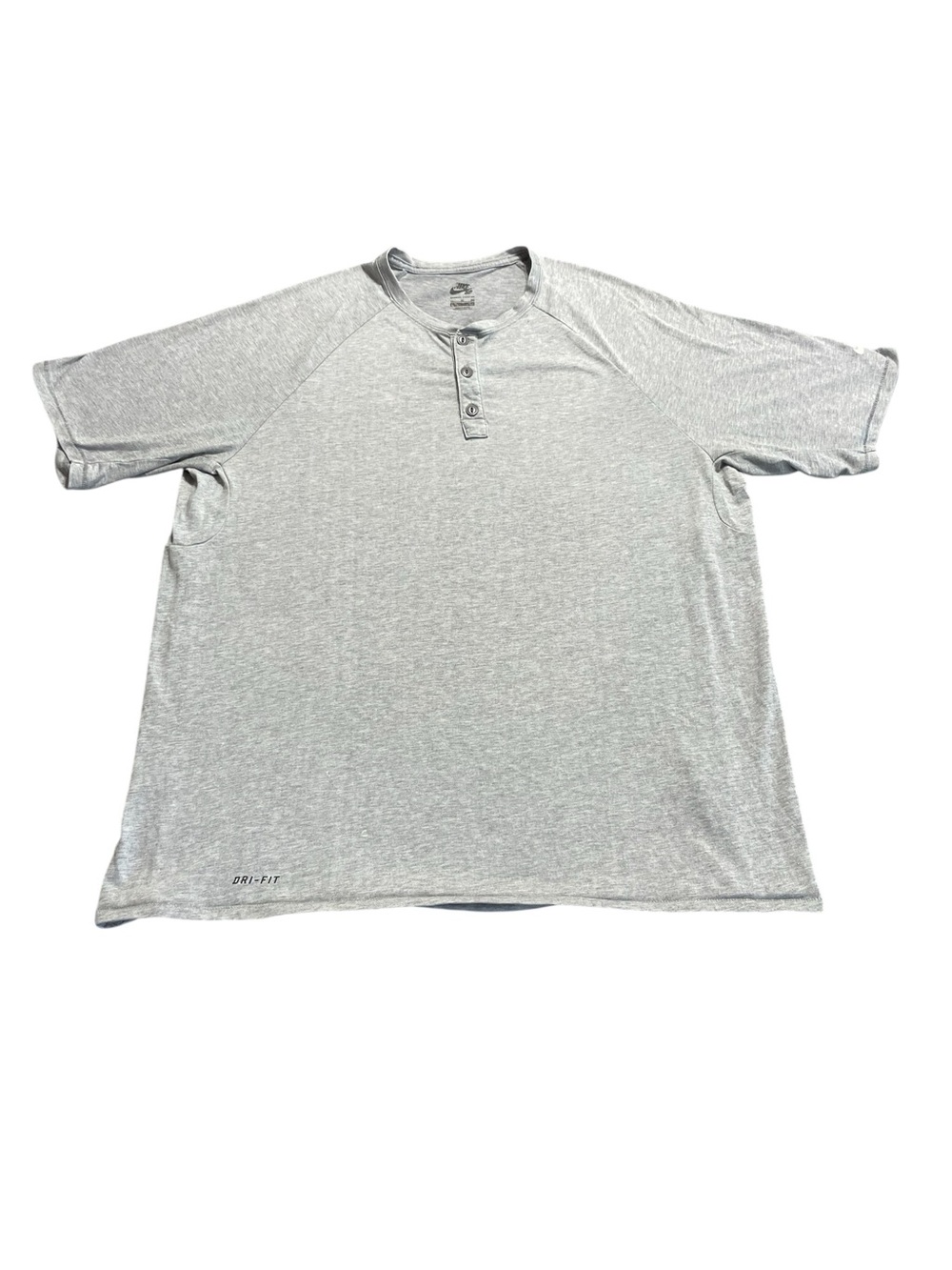 Nike SB Light Gray Henley Dri-FIT Short Sleeve Tee Men’s Size XL